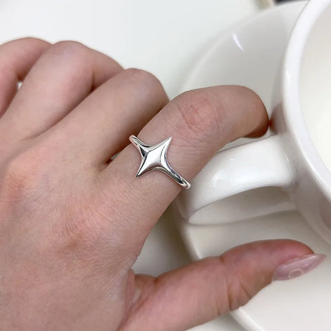 Y2K Star Ring