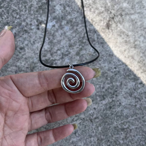 Y2K Spiral Pendant Necklace